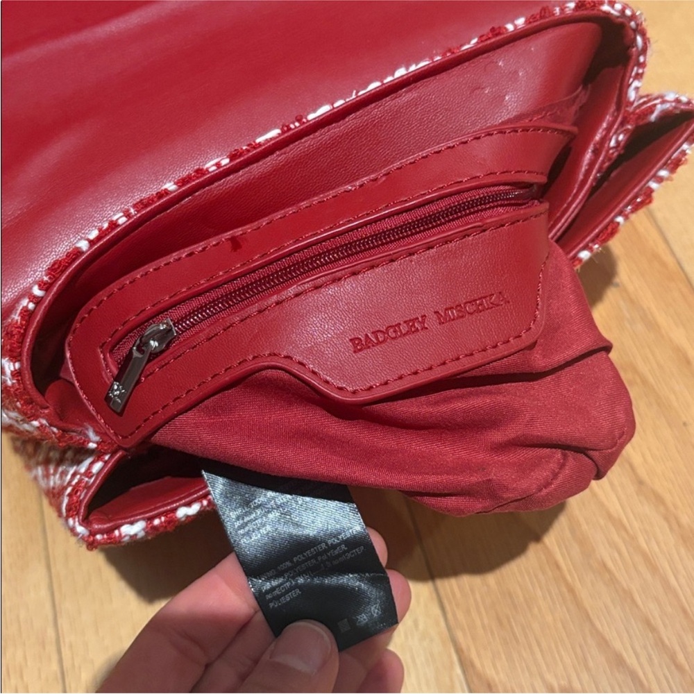 Badgley Mischka Red and White Tweed Shoulder Bag - Picture 14 of 17
